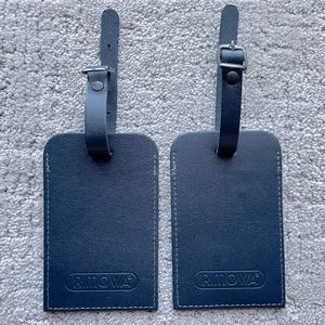 New set of two RIMOWA luggage tags in blue